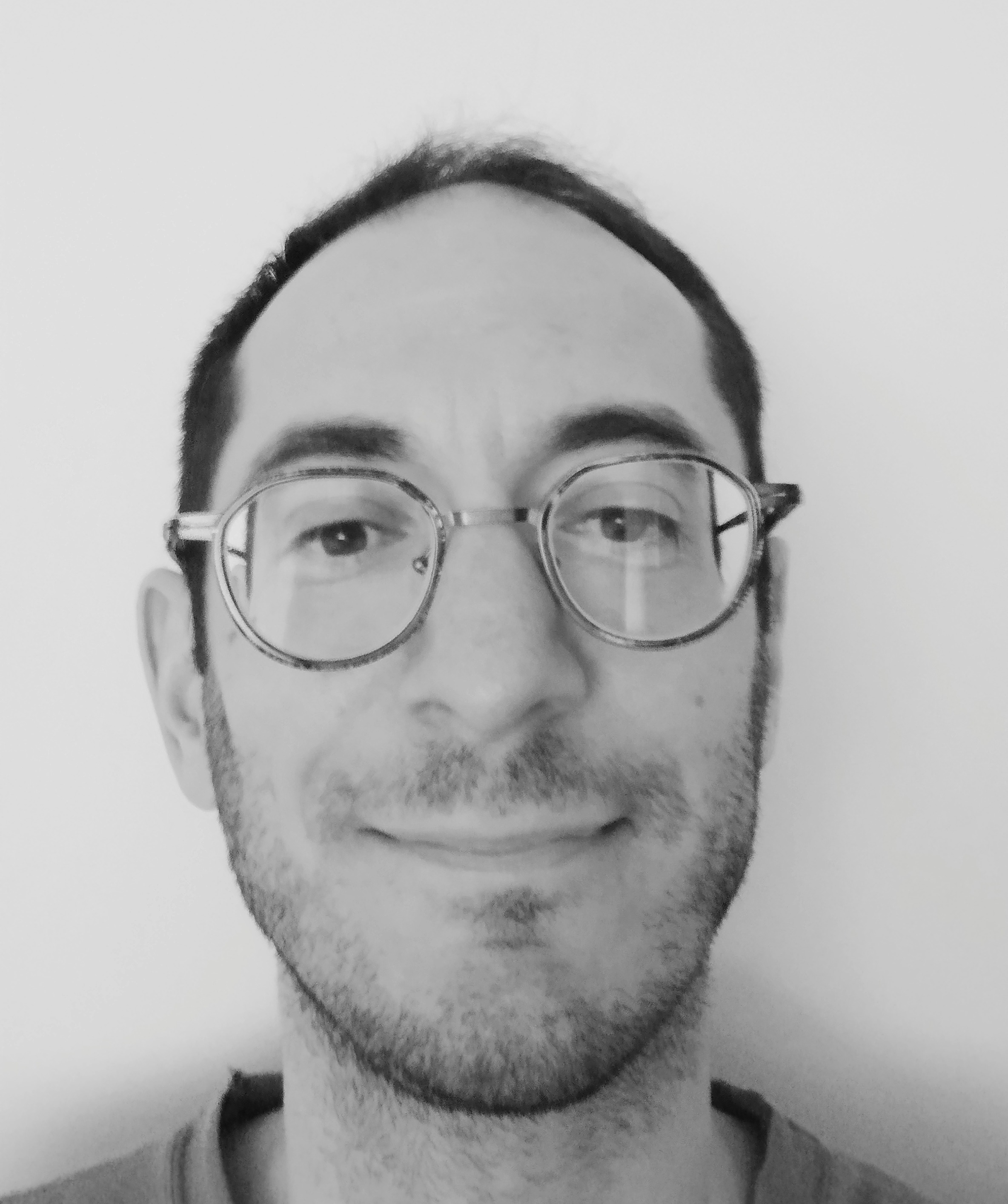 Headshot of Michael Piperakis